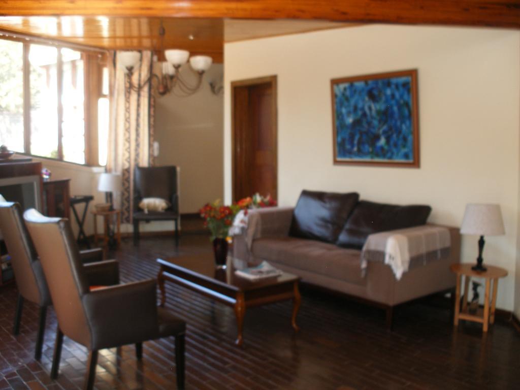 Somona Guest House Johannesburg Exterior foto